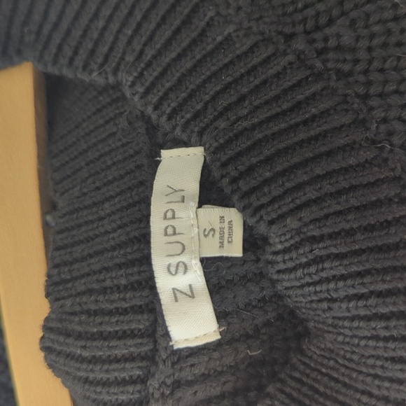 Z Supply Women's Small Oak Novelty Sweater Tank In Black - Picture 4 of 7